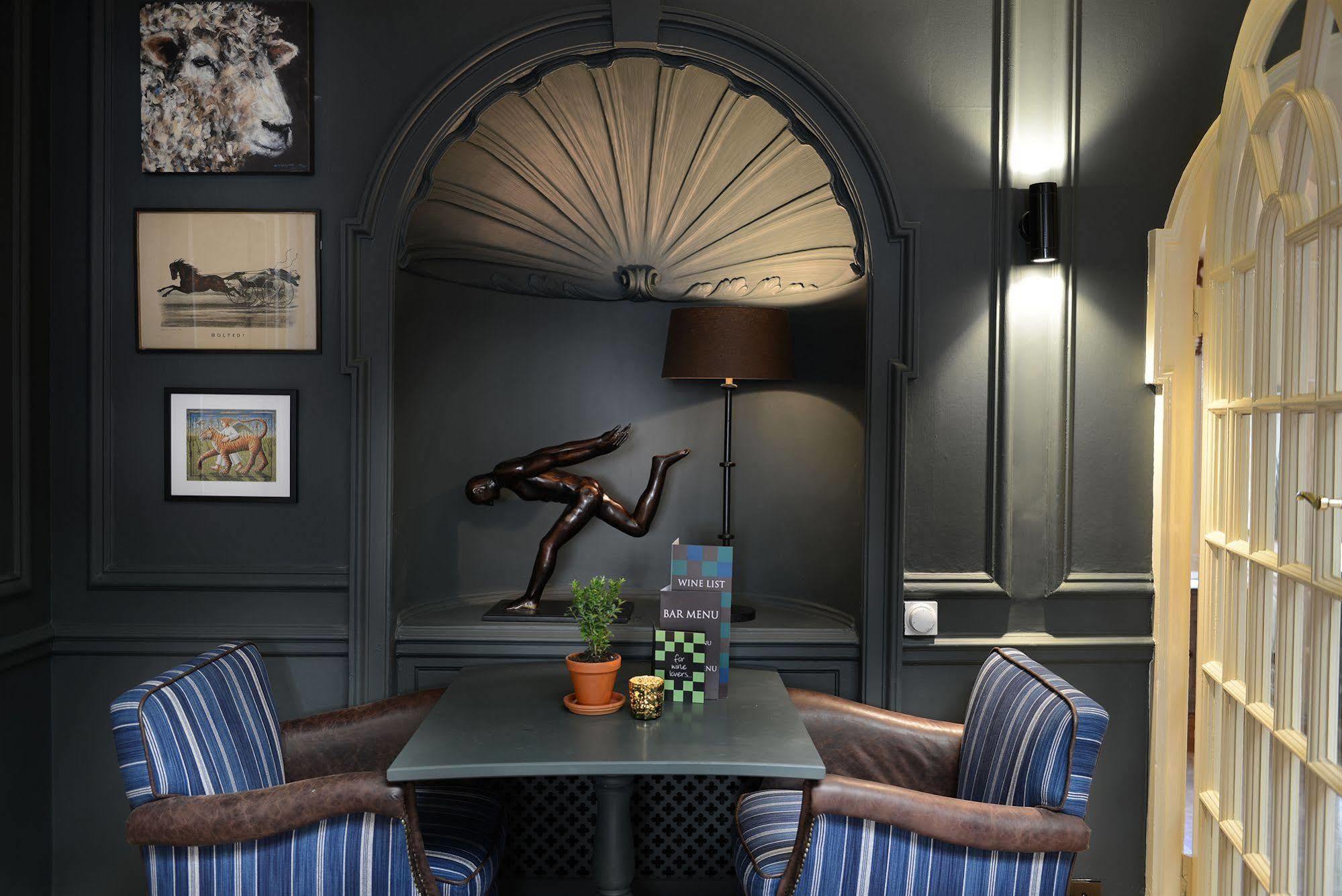 The Close Hotel เทตบรี ภายนอก รูปภาพ